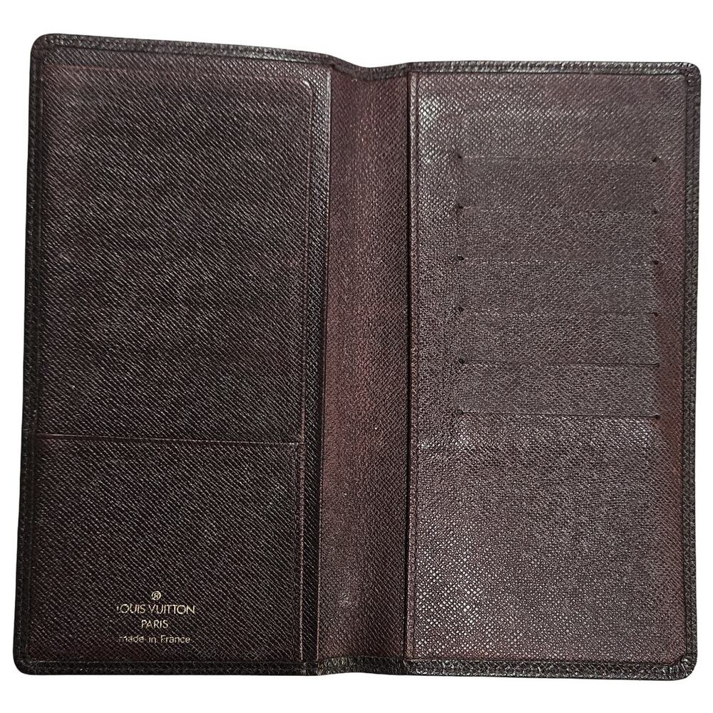 Louis Vuitton Taiga Brazza Long Wallet Brown Authentic Entrupy COA - Picture 3 of 13